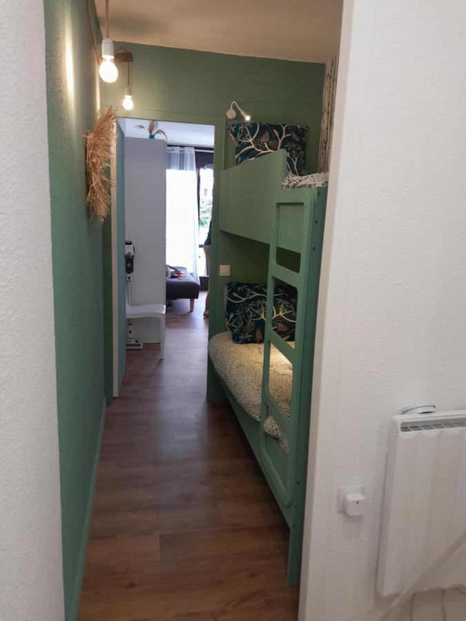 Joli 2 Pieces Sur Le Port Avec Piscine, Terrasse, Parking Apartment Капбретон Екстериор снимка