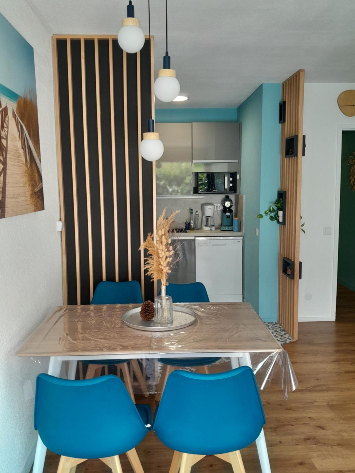 Joli 2 Pieces Sur Le Port Avec Piscine, Terrasse, Parking Apartment Капбретон Екстериор снимка